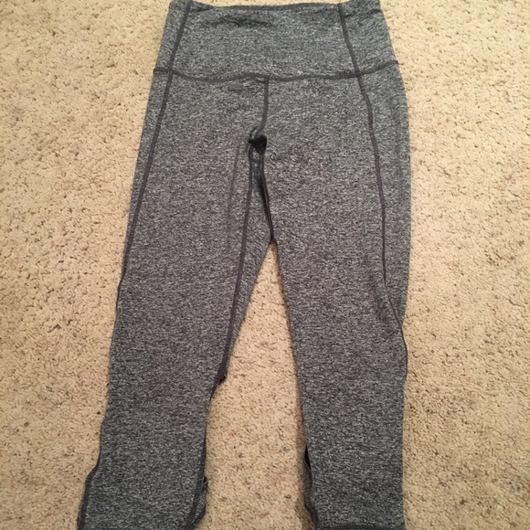 Grey cut out leggings! - Picture 2 of 3